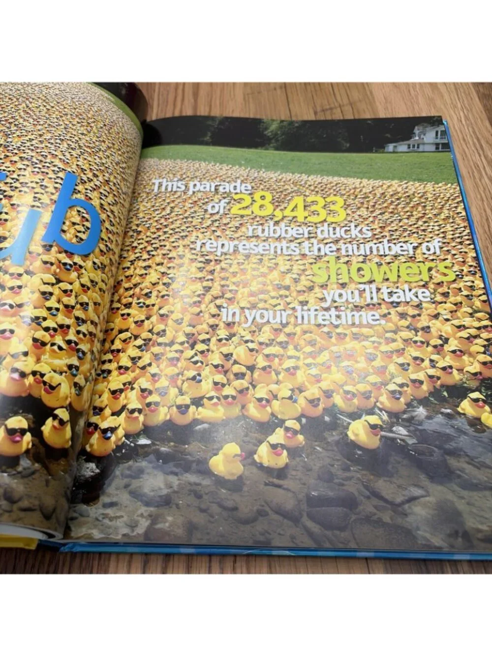 National Geographic Kids Ultimate Weird but True : 1,000 Wild and Wacky Facts...